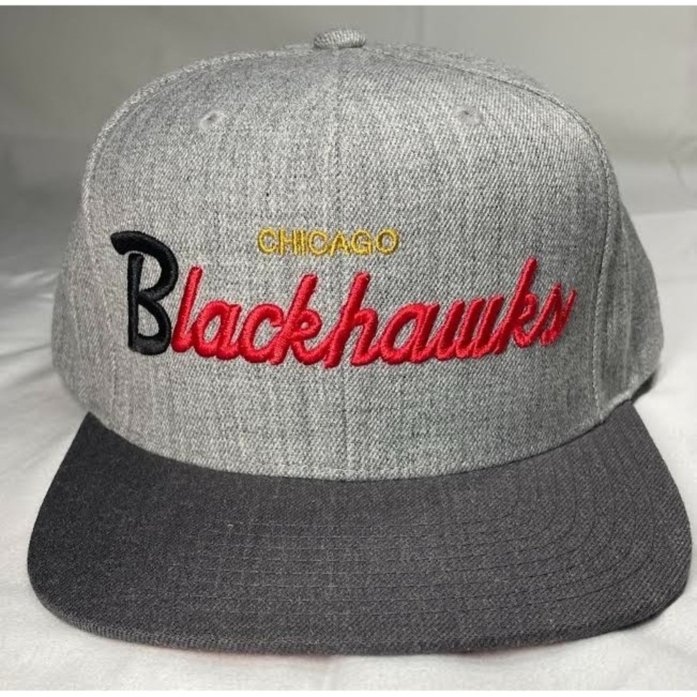 Chicago Blackhawks Mitchell & Ness Script Hat – Snapback Flatbill - 2-Tone Gray